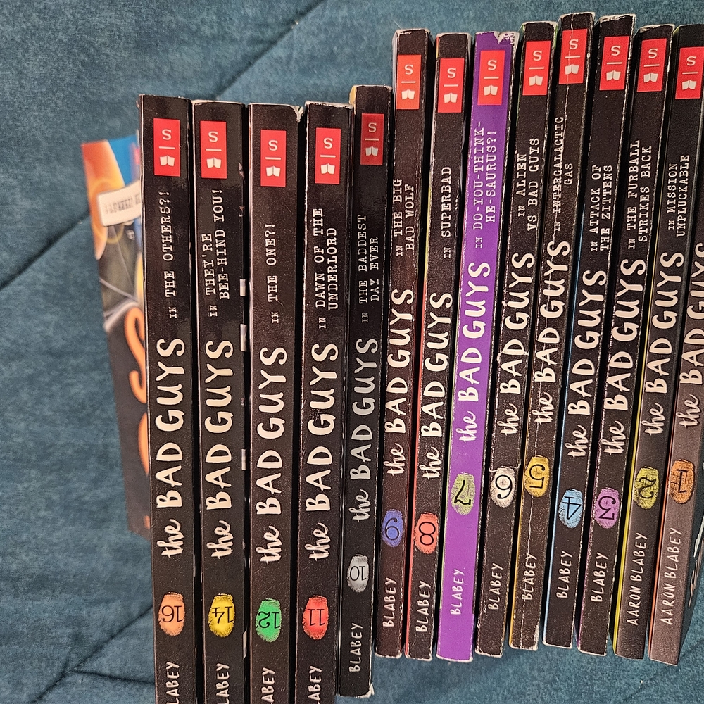 Scholastic The Bad Guys Book Set - Black, Red, Purple, Blue, Green, Yellow